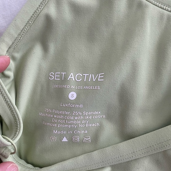 SET ACTIVE Crop Top: Aimee Song x SET Active Collab - Picture 6 of 6